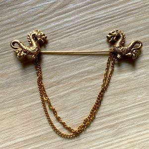 Double Dragon brooch gold chain vintage